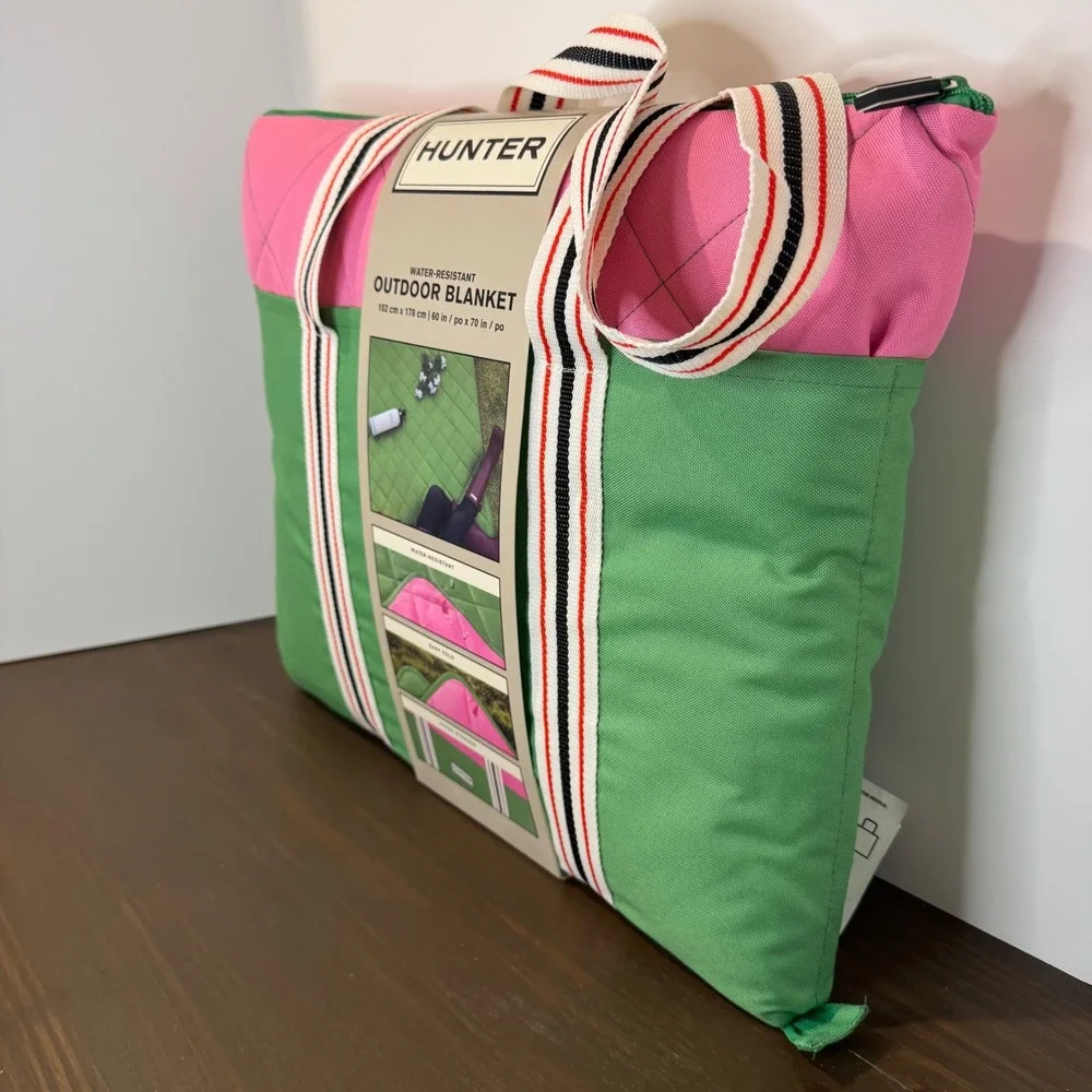 Hunter Water-Resistant Outdoor Blanket Picnic Tote Pink Green 60x70 New